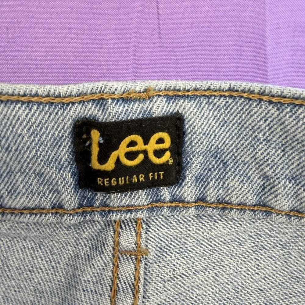 Lee Regular Fit Straight Leg Mens Jeans Blue Wash Size 38x32 RN 130273‎ Blemish